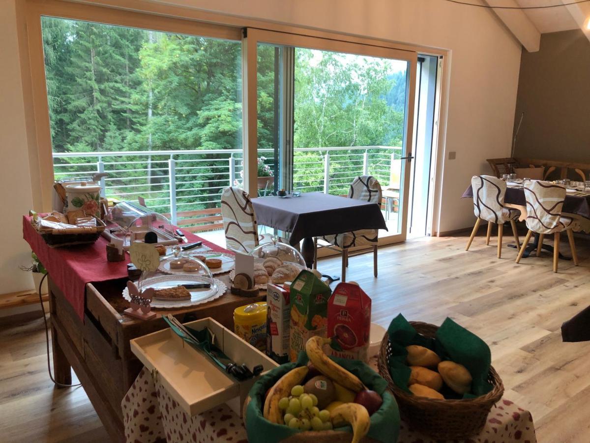 B&B Le Stagioni Di Stava Tesero Eksteriør billede